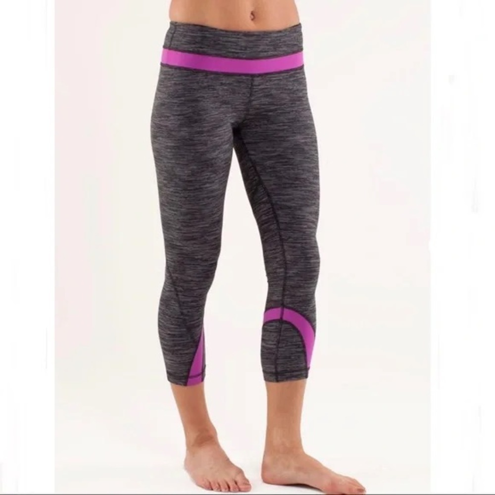 Lululemon Soul Cycle Run Inspire Crop II Space Dye Ultra Violet Leggings Size 4